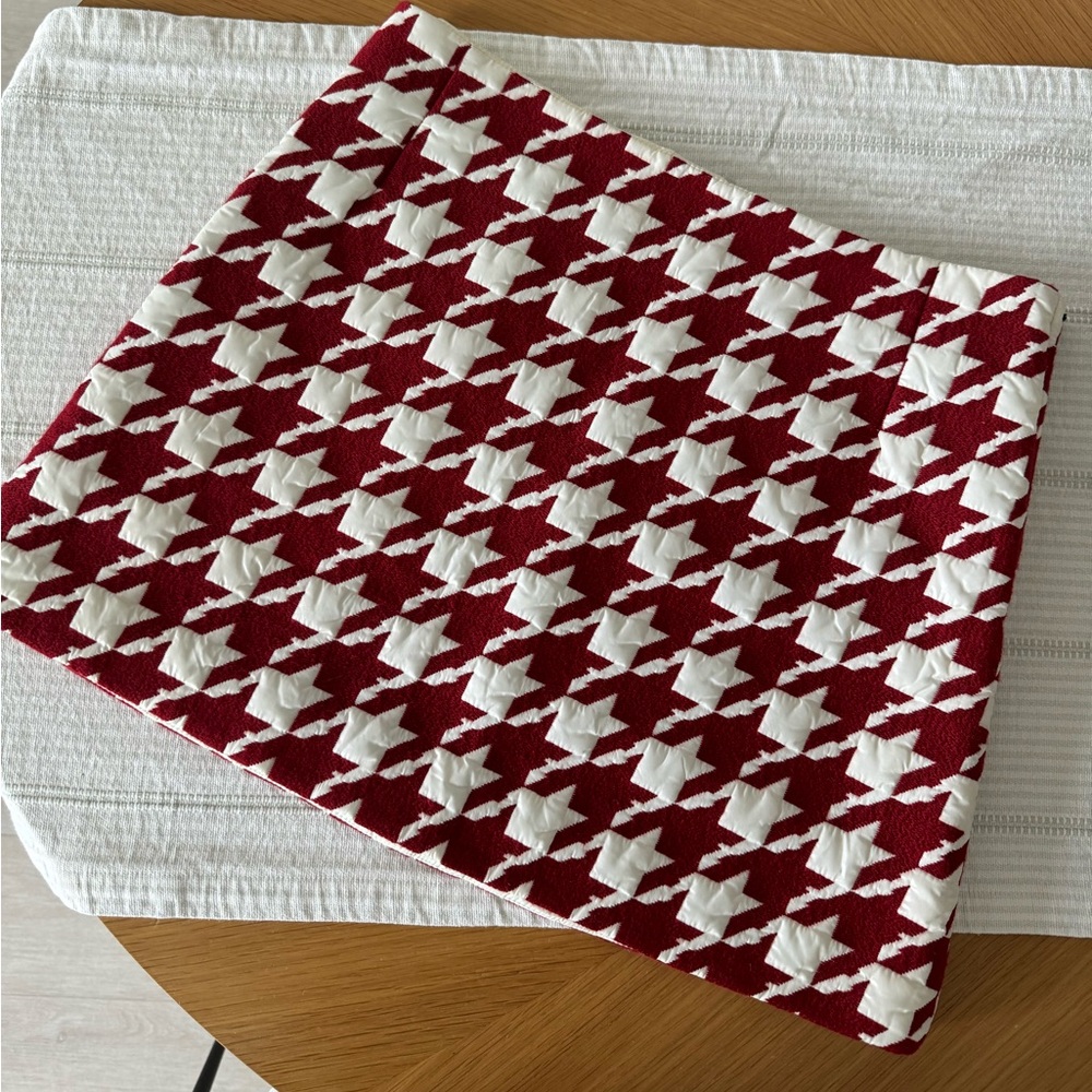 Moncler Skirt - Red & white Houndstooth (perfect condition)